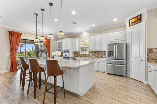 Building Photo - 4622 Benito Ct