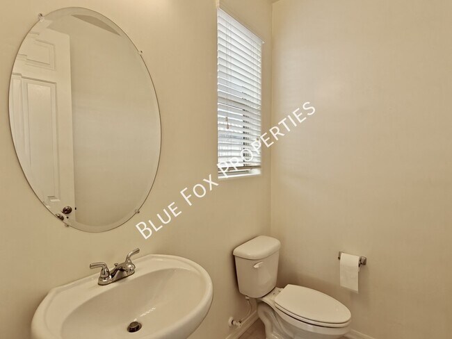 Building Photo - 12163 N Meditation Dr