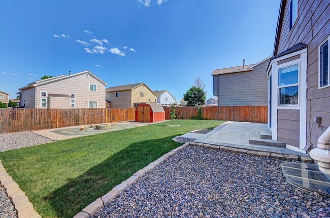 Building Photo - $2,225- 3bed/2bath Home in Fountain with B...