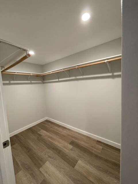 Building Photo - 8532 Cashio St