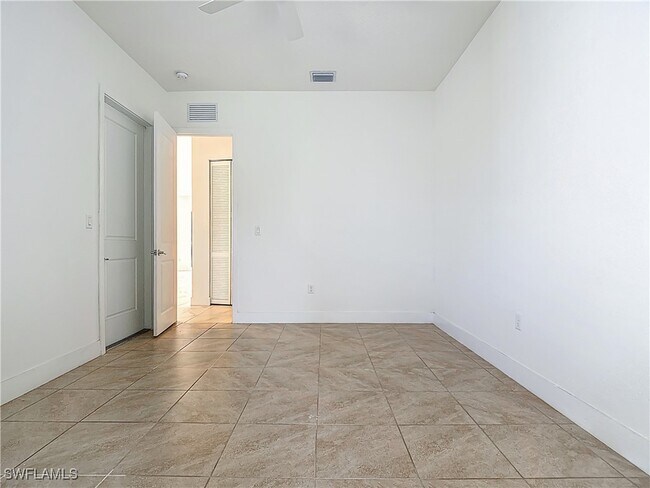 Building Photo - 4815 Frattina St.