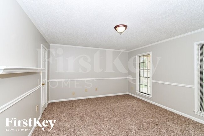 Building Photo - 6363 Midsummer Way