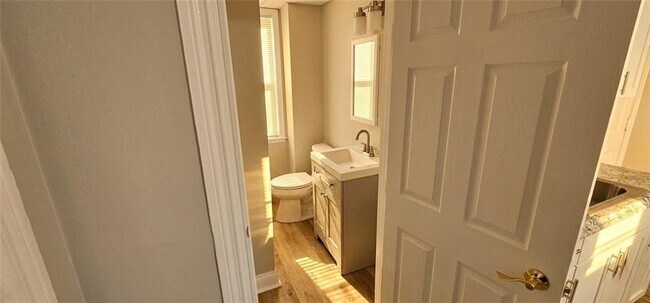 Building Photo - 115 Allston St