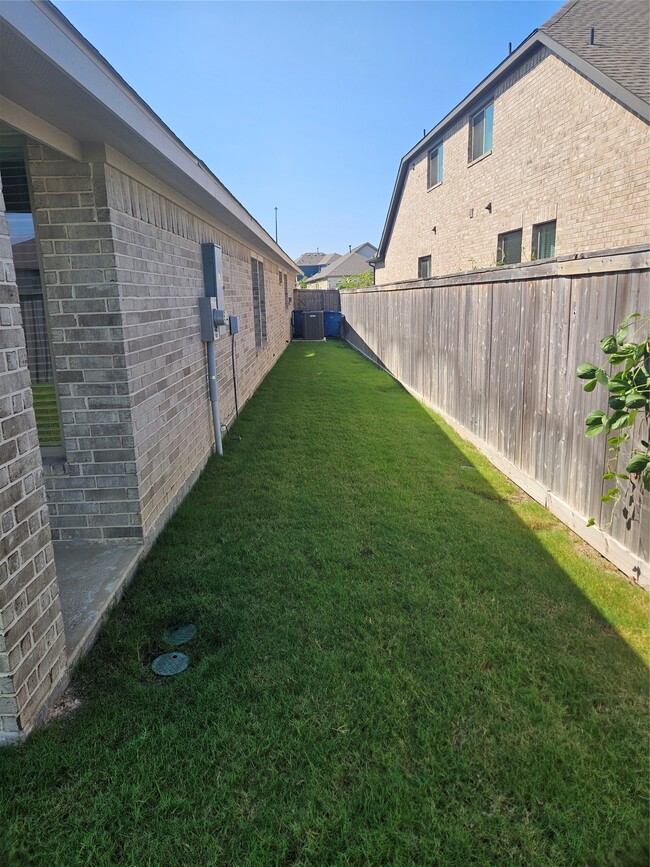 Building Photo - 21131 Armstrong County Dr