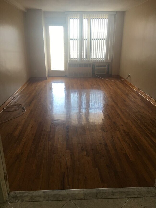 3235 Emmons Ave 3235 Emmons Ave Brooklyn NY 11235 Apartment Finder