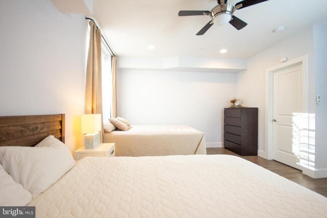 Building Photo - 738 N 19th St