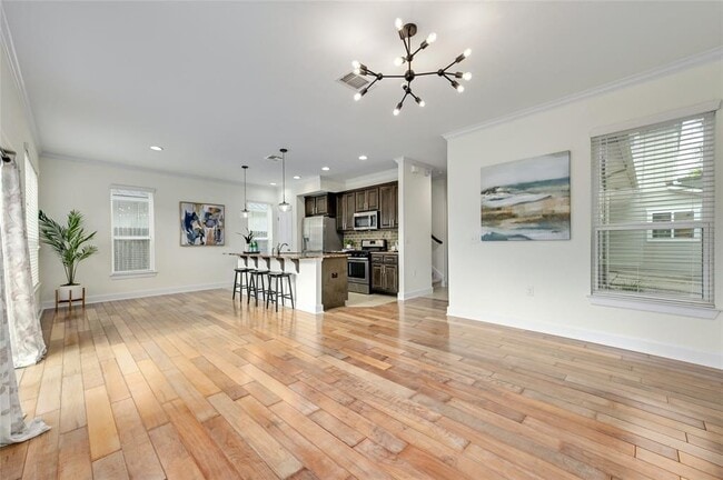 Building Photo - 4707 Rosedale Ave