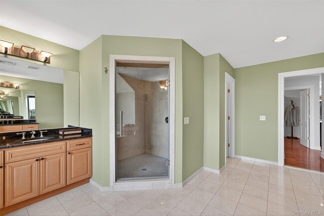 Building Photo - 11 Dorian Way