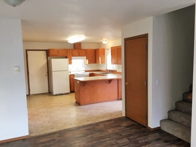 Building Photo - 307-A-307-B N Hallett St