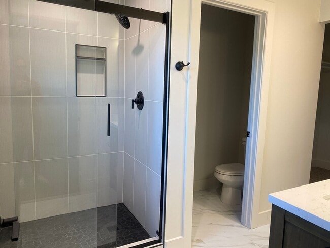 Building Photo - New Townhome Driggs!  3 bedroom / 2.5 bath with garage!