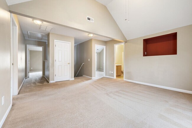 Building Photo - Beautiful 3BR Home with Fenced in Yard & 2-Car Garage in Raleigh