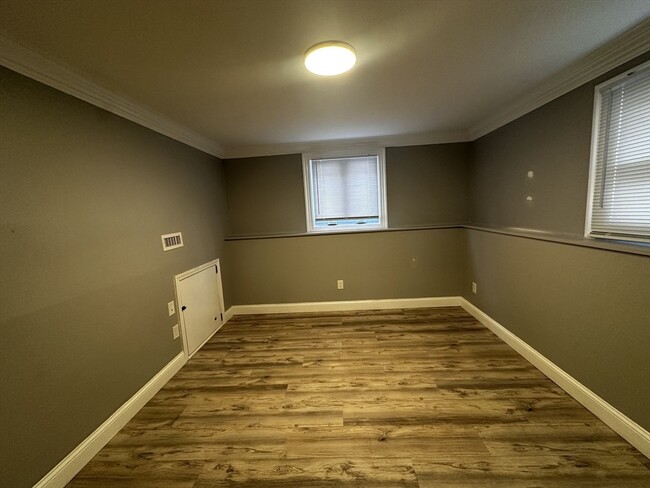 Building Photo - 215 Belmont Ave