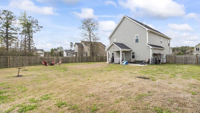 Building Photo - 4-Bedroom Hunter's Creek Gem