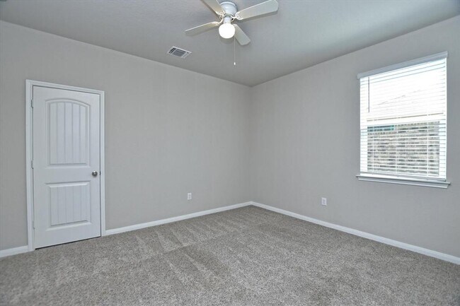 Building Photo - 109 Marimoor Dr