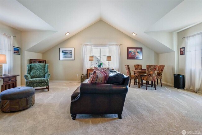 Building Photo - Elegant 3 Bedroom Home in Harbor Crossing ...