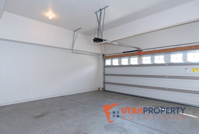 Building Photo - 5670 W Pelican Ridge Ln
