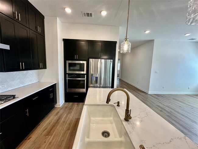 Building Photo - 111 Comfort Maple Ln