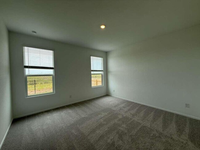 Building Photo - 200 Rodney Boat Rd