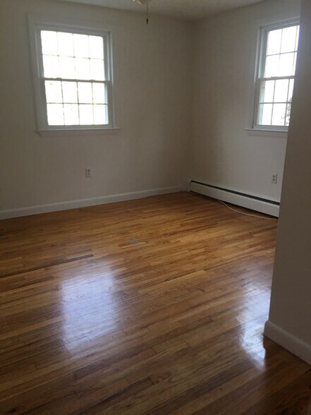 Building Photo - 53-55 Main St