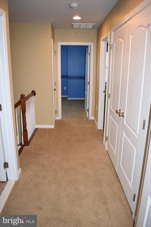 Building Photo - 15454 Gossoms Store Ct