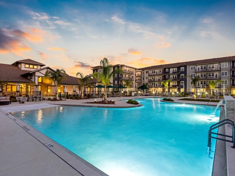 Primary Photo - Solea Wellen Park 55+ Active Adult