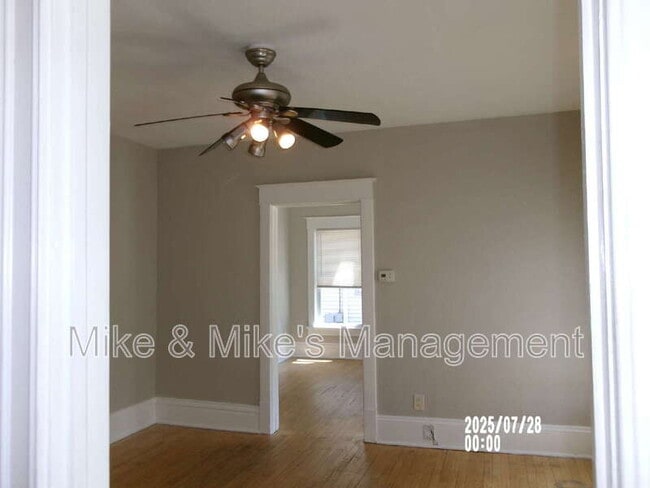 Building Photo - 6108 W Madison St