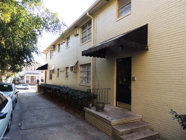 Building Photo - 738 Myrtle St NE