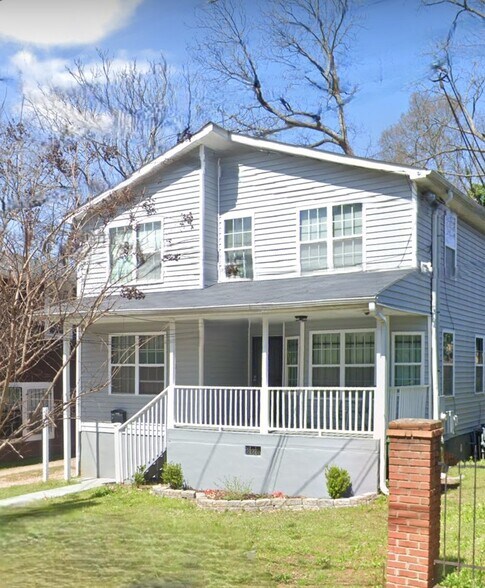 Primary Photo - Parsons Pointe