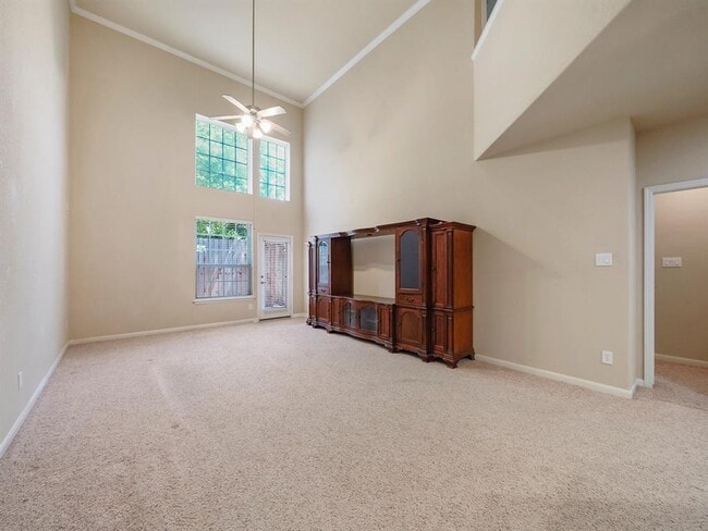 Building Photo - 1235 Glenwood Canyon Ln