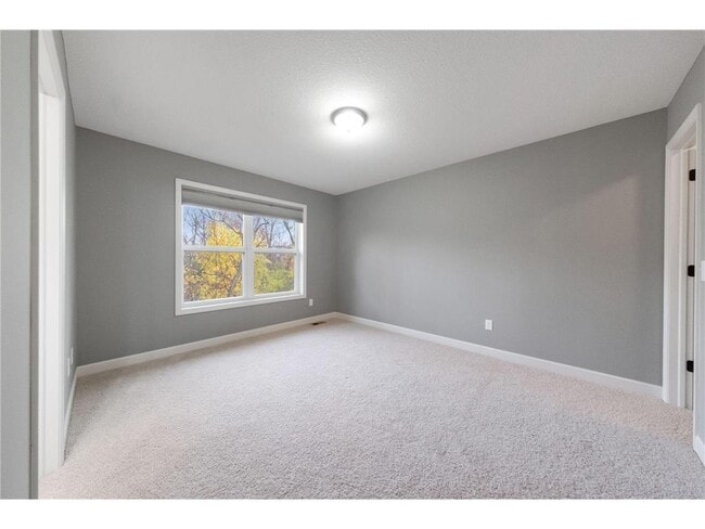 Building Photo - 16810 51st Pl N