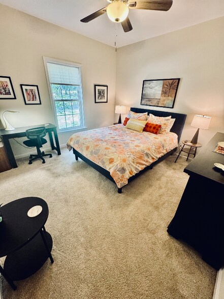 Primary Photo - 301 Mt Pleasant Dr