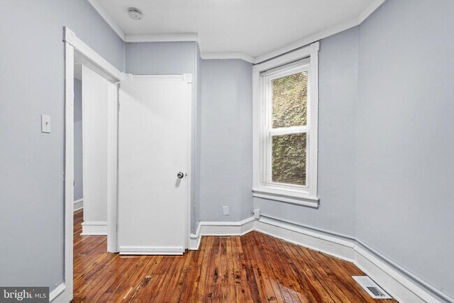Building Photo - 1619 S Conestoga St