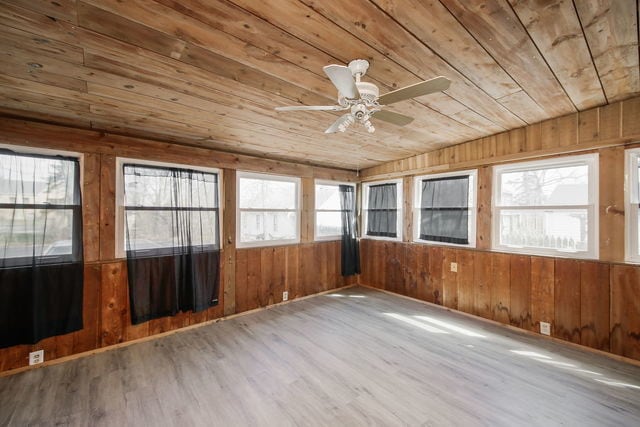 Building Photo - 221 Elm St