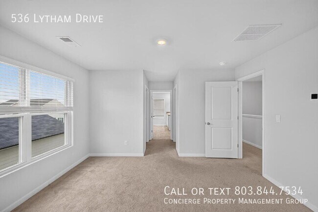 Building Photo - 536 Lytham Dr