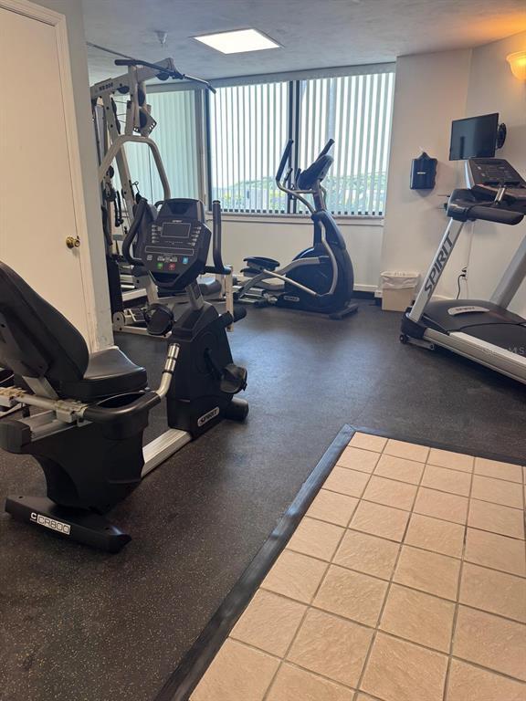 Building Photo - 2917 S Atlantic Ave