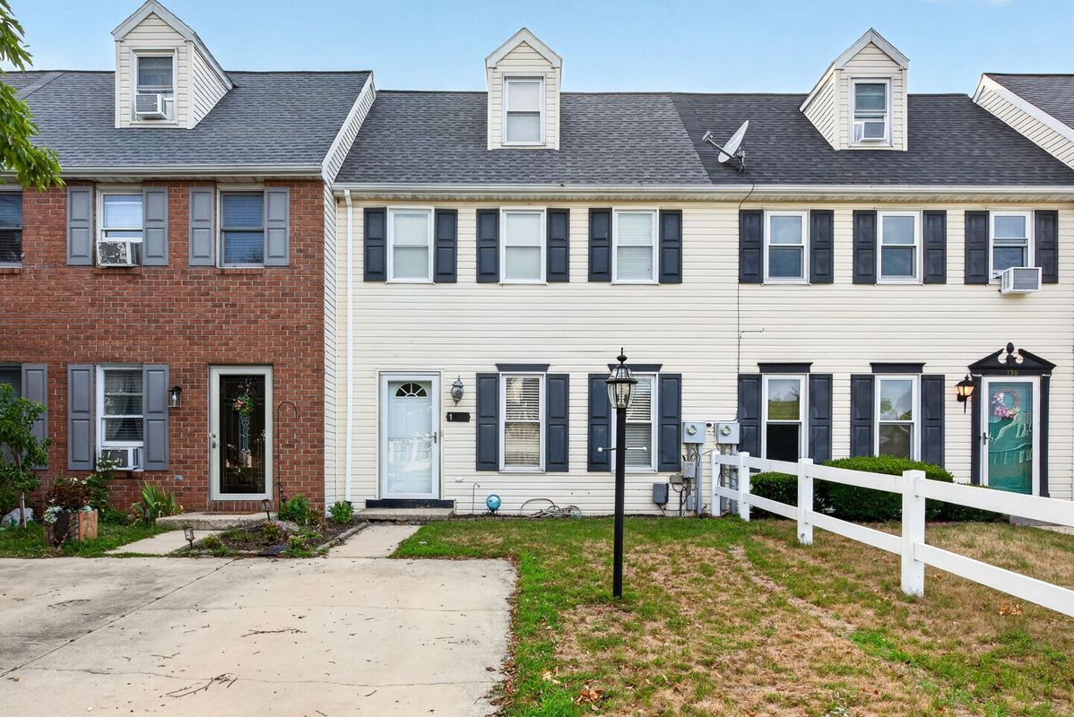 Building Photo - 134 Ashley Dr