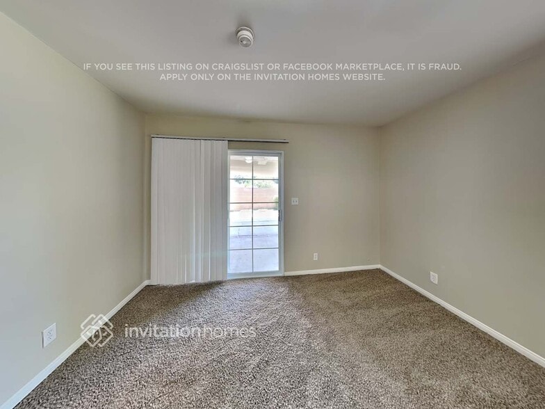 Building Photo - 7943 Lasaine Ave