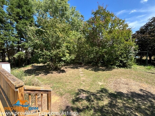 Building Photo - 9102 Pennswood Dr