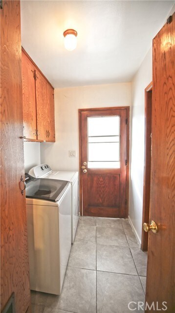 Building Photo - 4851 Willmonte Ave