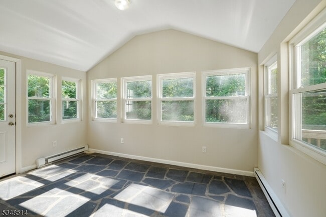 Building Photo - 51 Evergreen Rd