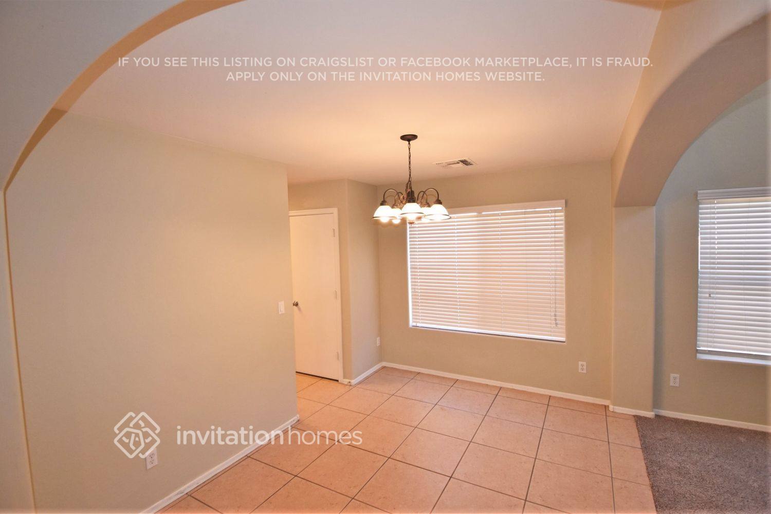 Building Photo - 8134 W Hilton Ave