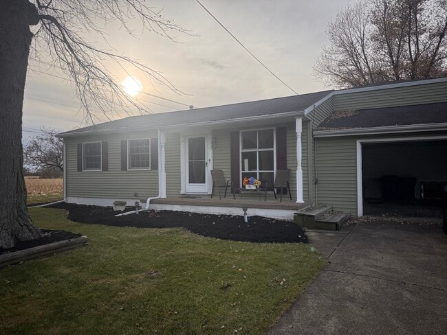 Building Photo - 319 Ironwood Rd