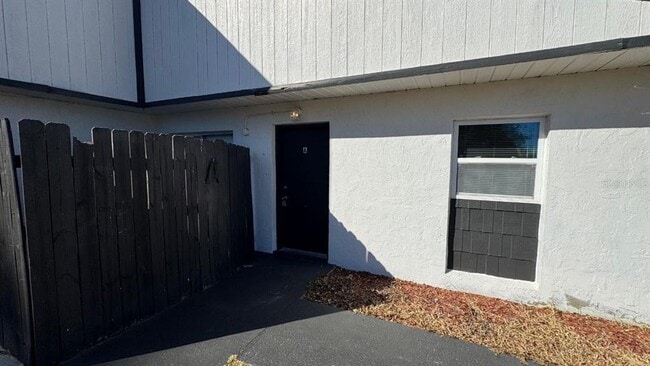 Building Photo - 2920 SE 50th Ct