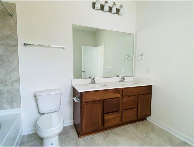 Building Photo - 28319 Aperture Ct