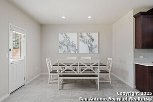 Building Photo - 12412 Big Valley Creek