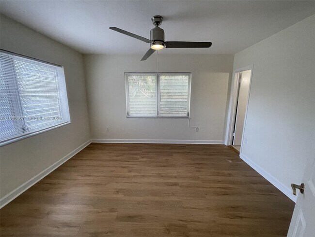 Building Photo - 218 Santillane Ave