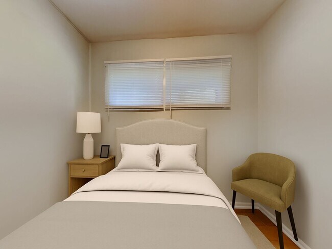 Building Photo - Charming 3-Bedroom Home with Sunroom, Fireplace & Garage in Kansas City, MO!