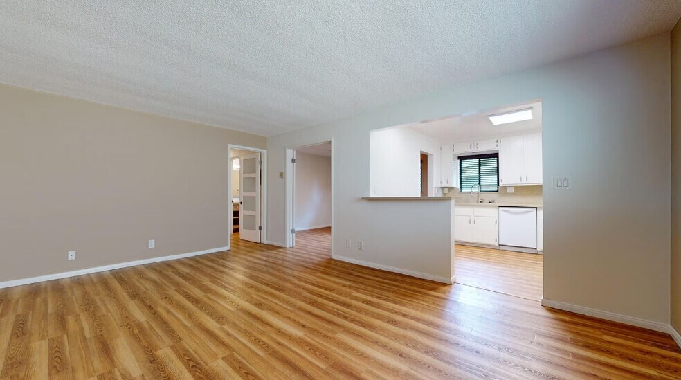 Building Photo - The Appleton Apartments