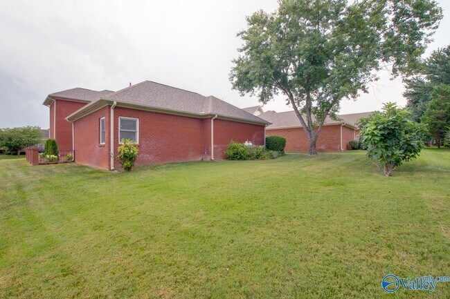 Building Photo - 3017 Brunswick Cir SE