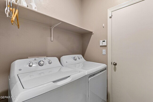 Building Photo - 14439 Eastbrook Dr